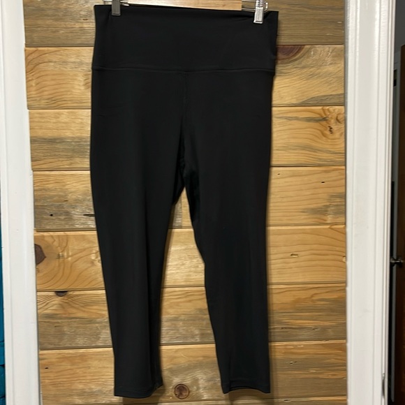 Member's Mark Zen Capri Leggings XXL Lot of 2 Pairs - Picture 4 of 5